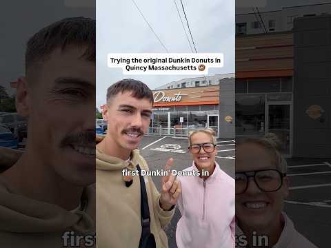 Short: Trying the first ever Dunkin Donuts ๐ฉ